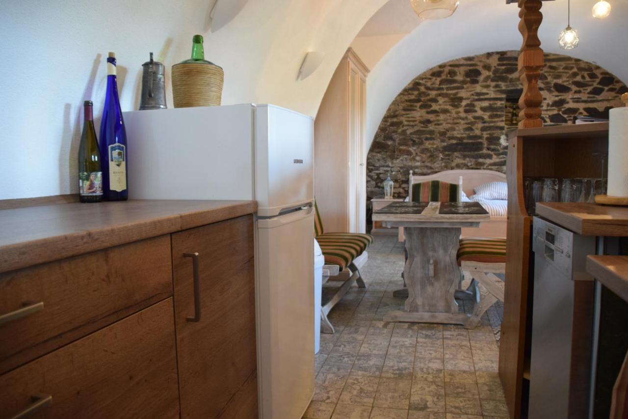 The Wine Cellar In The Old Gemeinde House 브라운버그 외부 사진