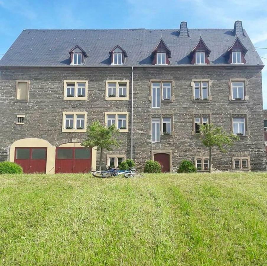 The Wine Cellar In The Old Gemeinde House 브라운버그 외부 사진